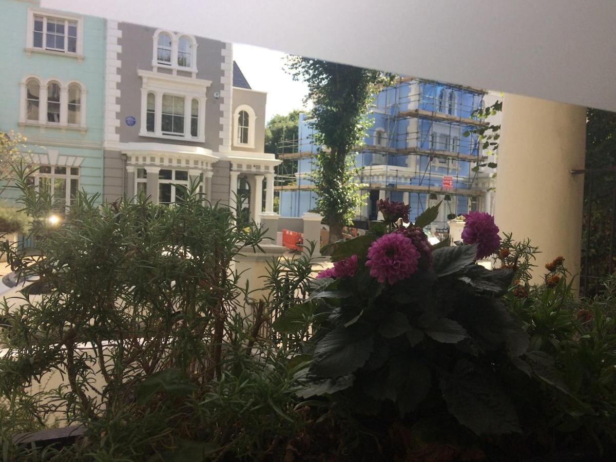 Notting Hill Charm -Sleeps 5 - Urban Retreat Lejlighed London Eksteriør billede