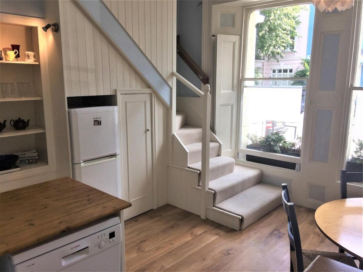 Notting Hill Charm -Sleeps 5 - Urban Retreat Lejlighed London Eksteriør billede