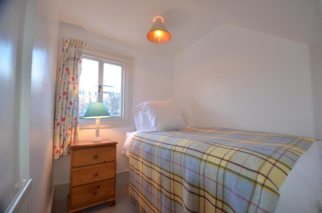 Notting Hill Charm -Sleeps 5 - Urban Retreat Lejlighed London Eksteriør billede