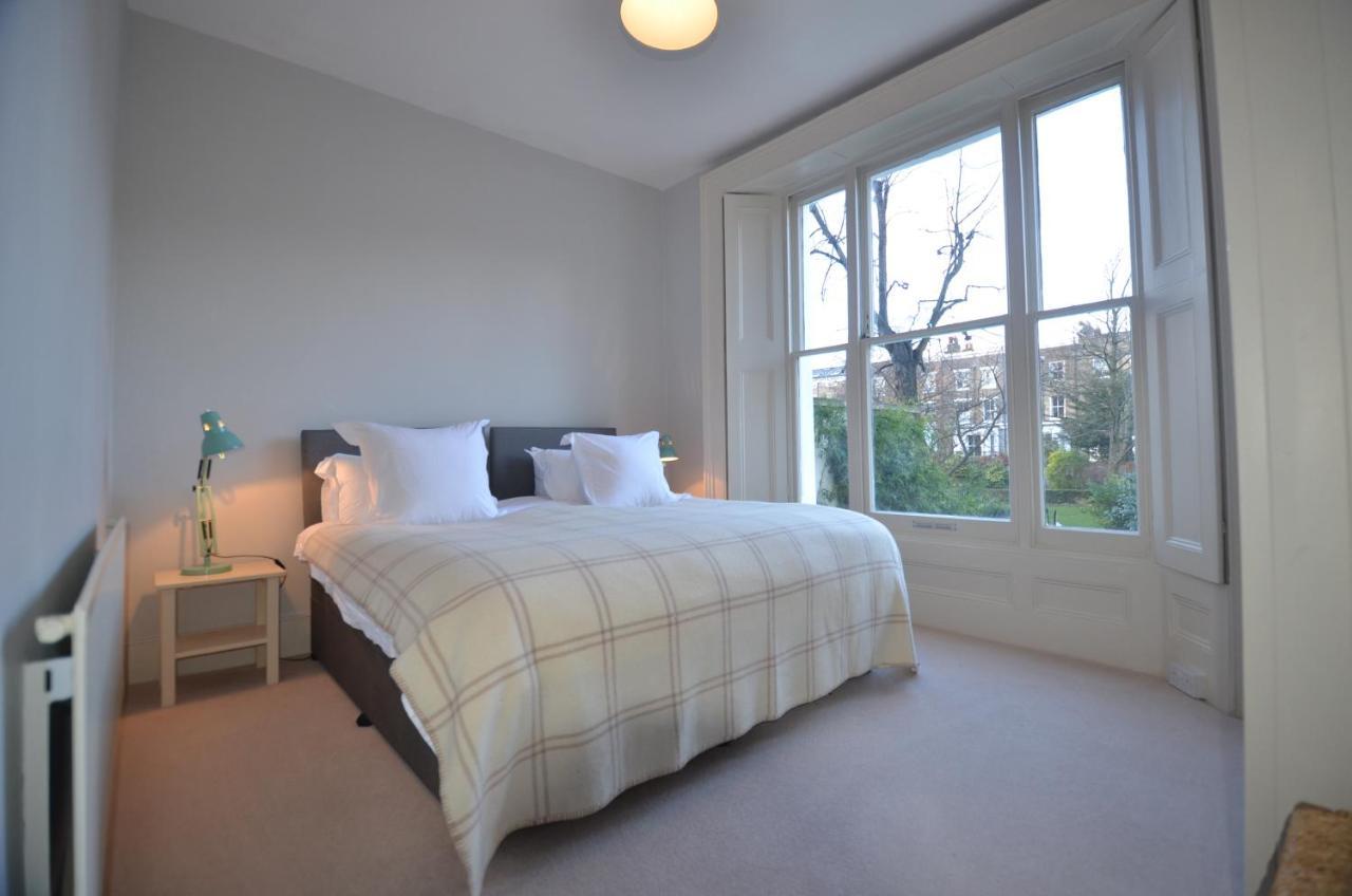 Notting Hill Charm -Sleeps 5 - Urban Retreat Lejlighed London Eksteriør billede